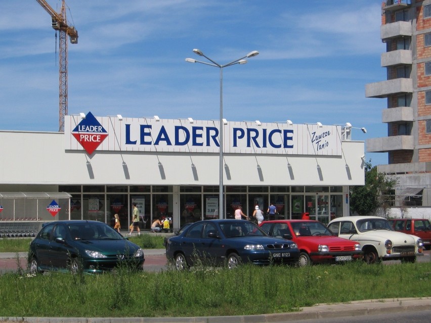 Leader Price
Sklep tej sieci znajdował się w pawilonie przy...