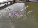 Bezpłatna nauka pływania w Strudze. W zajęciach wzięło udział ponad 60 dzieci ZDJĘCIA