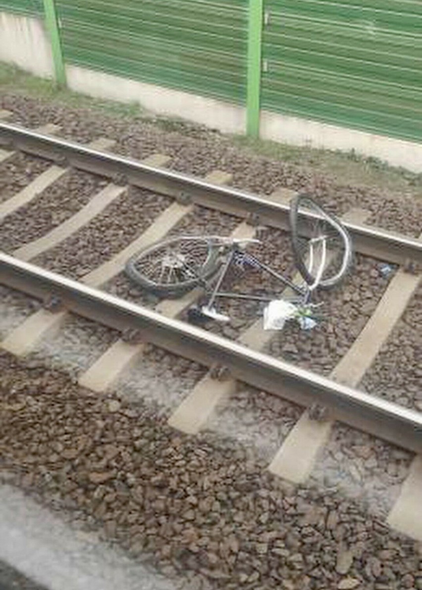 Rowerzysta zginął potrącony przez pociąg relacji Kołobrzeg -...