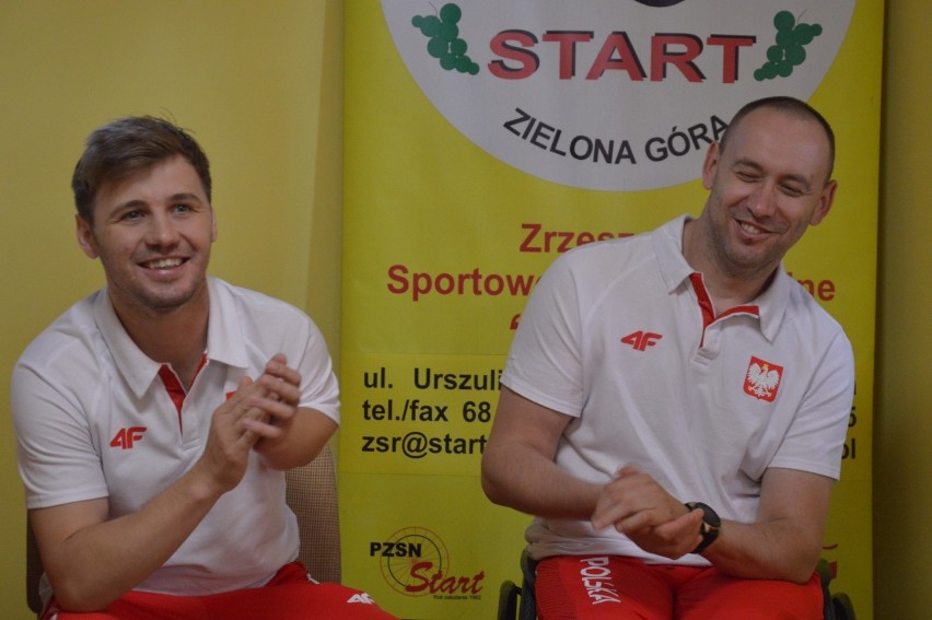Piotr Grudzień i Tomasz Jakimczuk, tenisiści stołowi Startu...