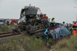 Kierowca tira wjechał pod pociąg w Bolechowie. Sąd uznał, że jest winny spowodowania katastrofy w ruchu lądowym