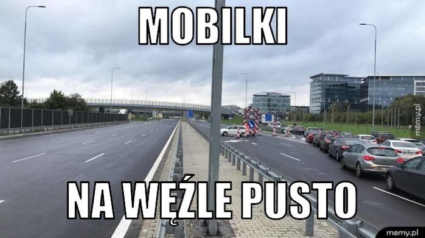 Droga znowu zalana - internauci bezlitośni. "Marynarska dla...