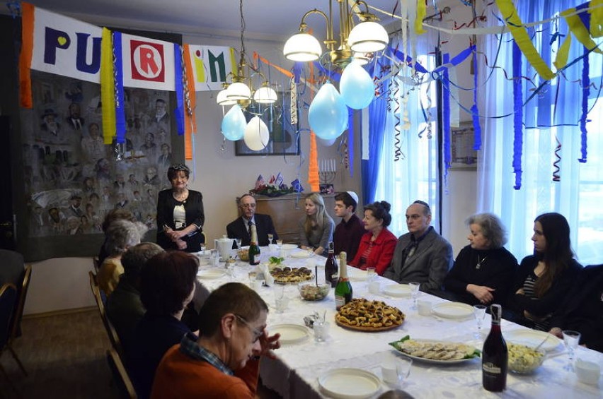 Tradycyjne obchody Święta Purim