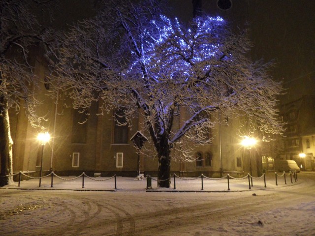 Zima na placu Gwarków w Tarnowskich Górach
