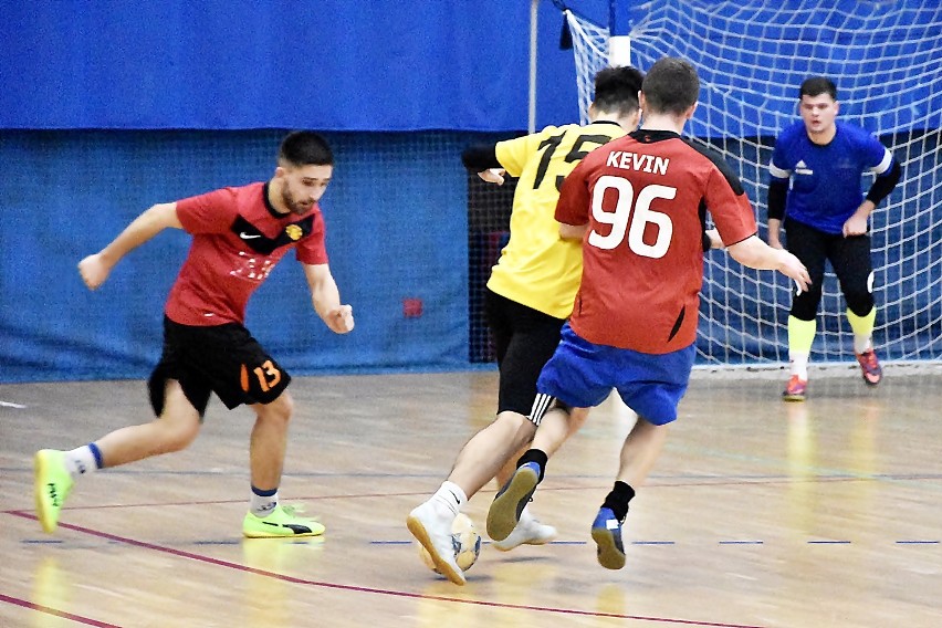 Pilska Liga Futsalu. W Ekstralidze zacięty mecz na szczycie. Zobaczcie zdjęcia z 11. kolejki