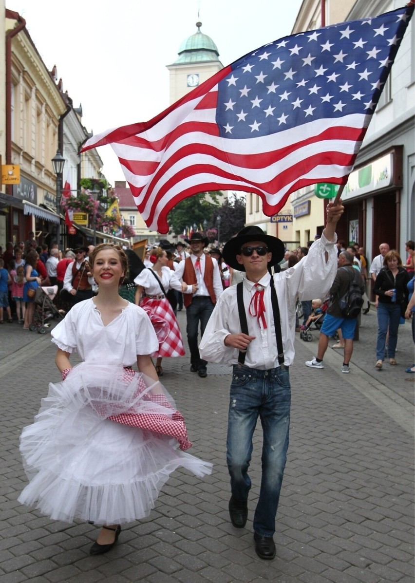 Nie będzie w lipcu Światowego Festiwalu Polonijnych Zespołów Folklorystycznych w Rzeszowie. Impreza została przełożona