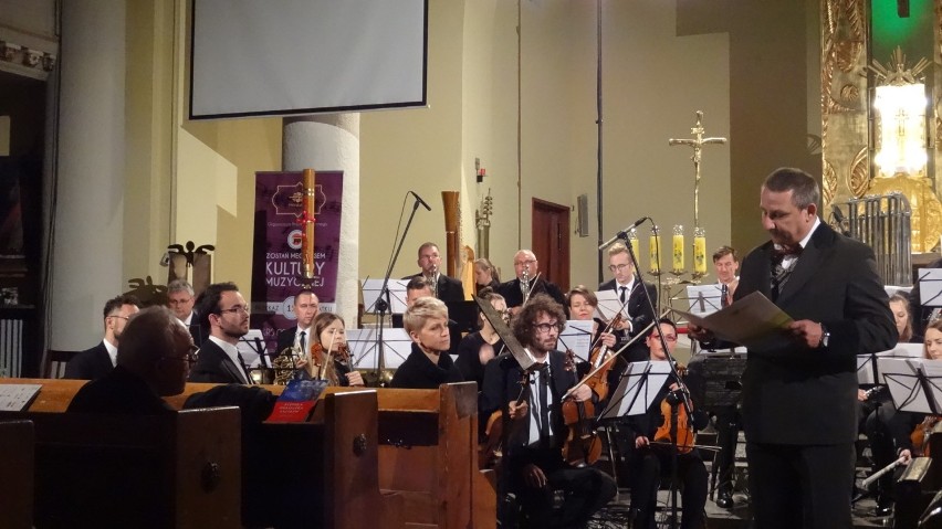 Klępska Orkiestra Aniołów zagrała w kościele  pw. Najświętszego Zbawiciela [ZDJĘCIA]