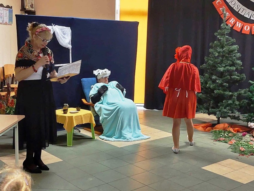 Członkinie KGW w Słocinie przygotowały przedstawienie dla przedszkolaków 