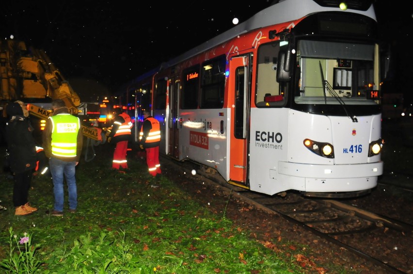 Makabryczny wypadek w Krakowie. Tramwaj śmiertelnie potrącił...