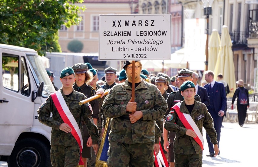 XX Marsz Szlakiem Legionów Józefa Piłsudskiego wyruszył z Lublina. Zobacz zdjęcia