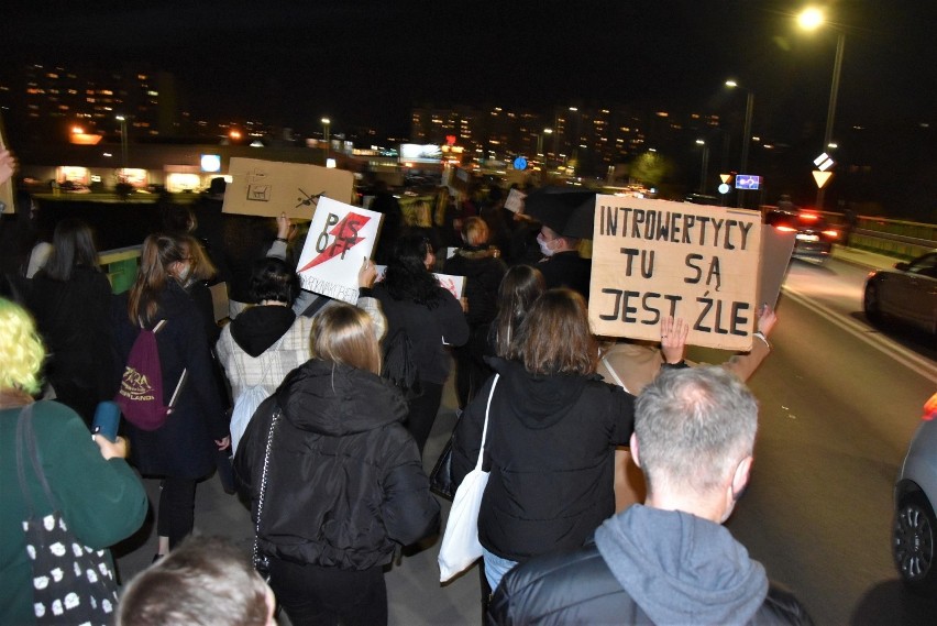 Jeden z protestów przeciwko zaostrzeniu prawa aborcyjnego z...