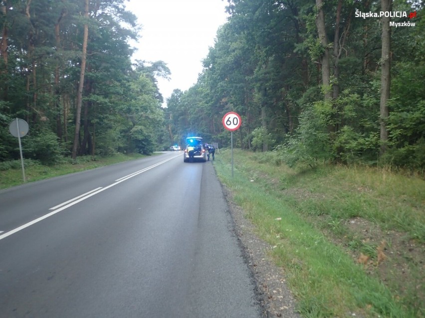 Wypadek w Lgocie Mokrzeszy. Zderzenie dwóch motocyklistów, jeden z nich trafił do szpitala. To mogło zakończyć się tragedią