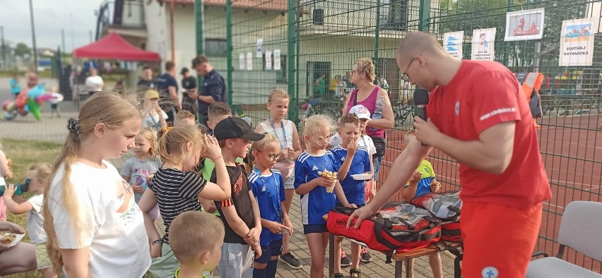 Bezpieczne Wakacje - festyn rodzinny z udziałem służb mundurowych w Sierakowicach