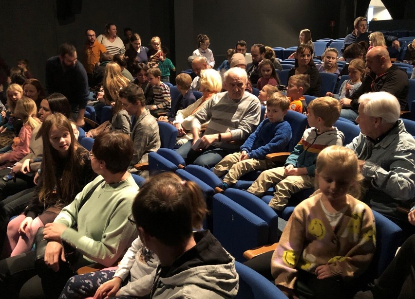 Spektakl dla dzieci na teatralnych deskach. Ostatni dzień zimowych ferii w Lesznie