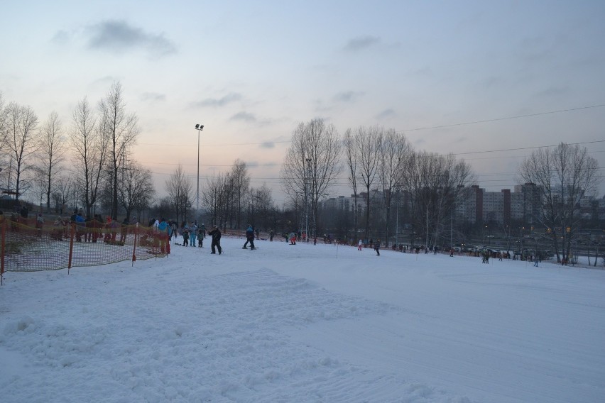 Sosnowiec: można jeździć na nartach na Górce Środulskiej [ZDJĘCIA]