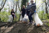 Wielkie sprzątanie świata w Poznaniu! Na Cytadeli śmieci zbierali obywatele Ukrainy [ZDJĘCIA]