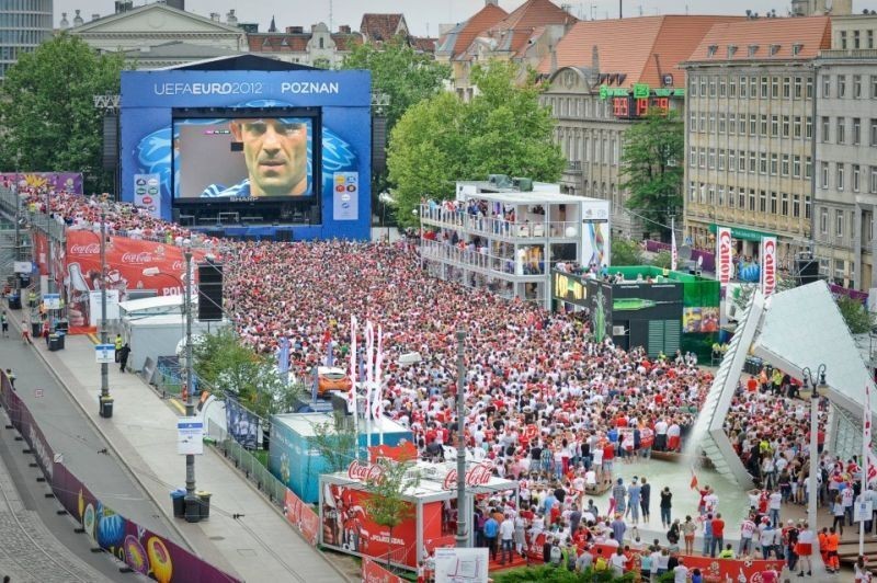 Euro 2012 Poznań - 144 tys. gości w Strefie Kibica na placu Wolności [ZDJĘCIA]
