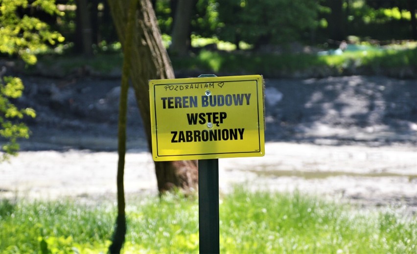 Trwa remont parku Belzackiego w Piotrkowie. Co już widać?