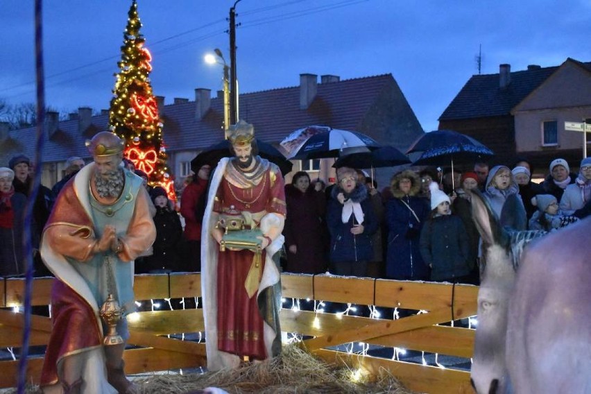 Kolędowanie ze Stowarzyszeniem Skarpa w Krośnie Odrzańskim....