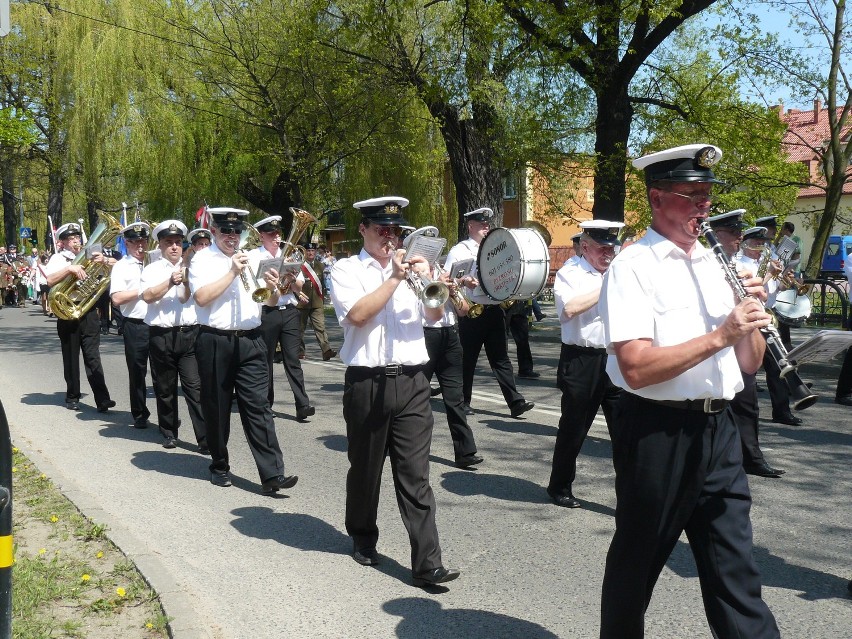 Pruszcz Gd. Parada z okazji uchwalenia Konstytucji 3 Maja. Zdjęcia