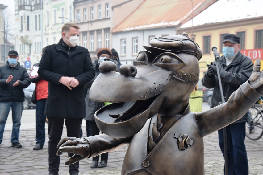 Pomnik bohaterów „Porwania Baltazara Gąbki" znajduje się na...