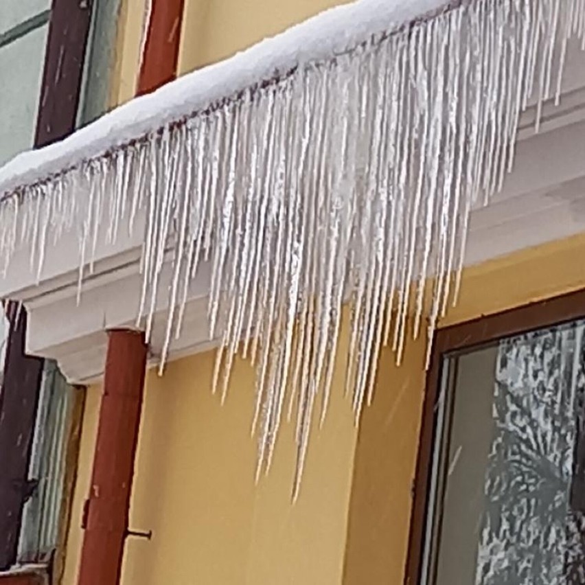 Chełm. Jest bardzo ślisko. Lepiej nie wychodzić z domu