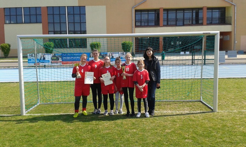 Rozegrano Mistrzostwa Bełchatowa w Piłce Nożnej Dziewcząt i Chłopców