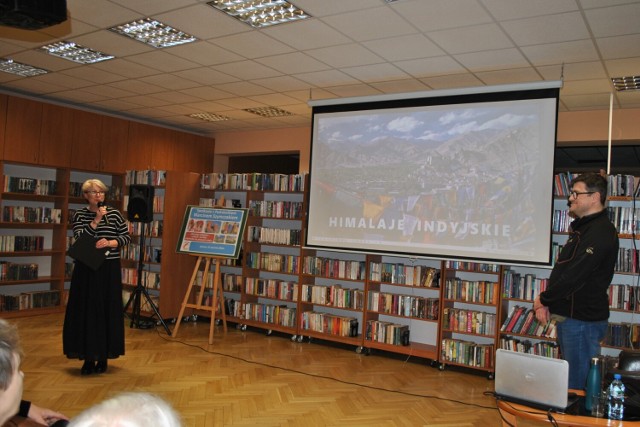 Wyjątkowe spotkanie z podróżnikiem Marcinem Szymczakiem w łęczyckiej bibliotece