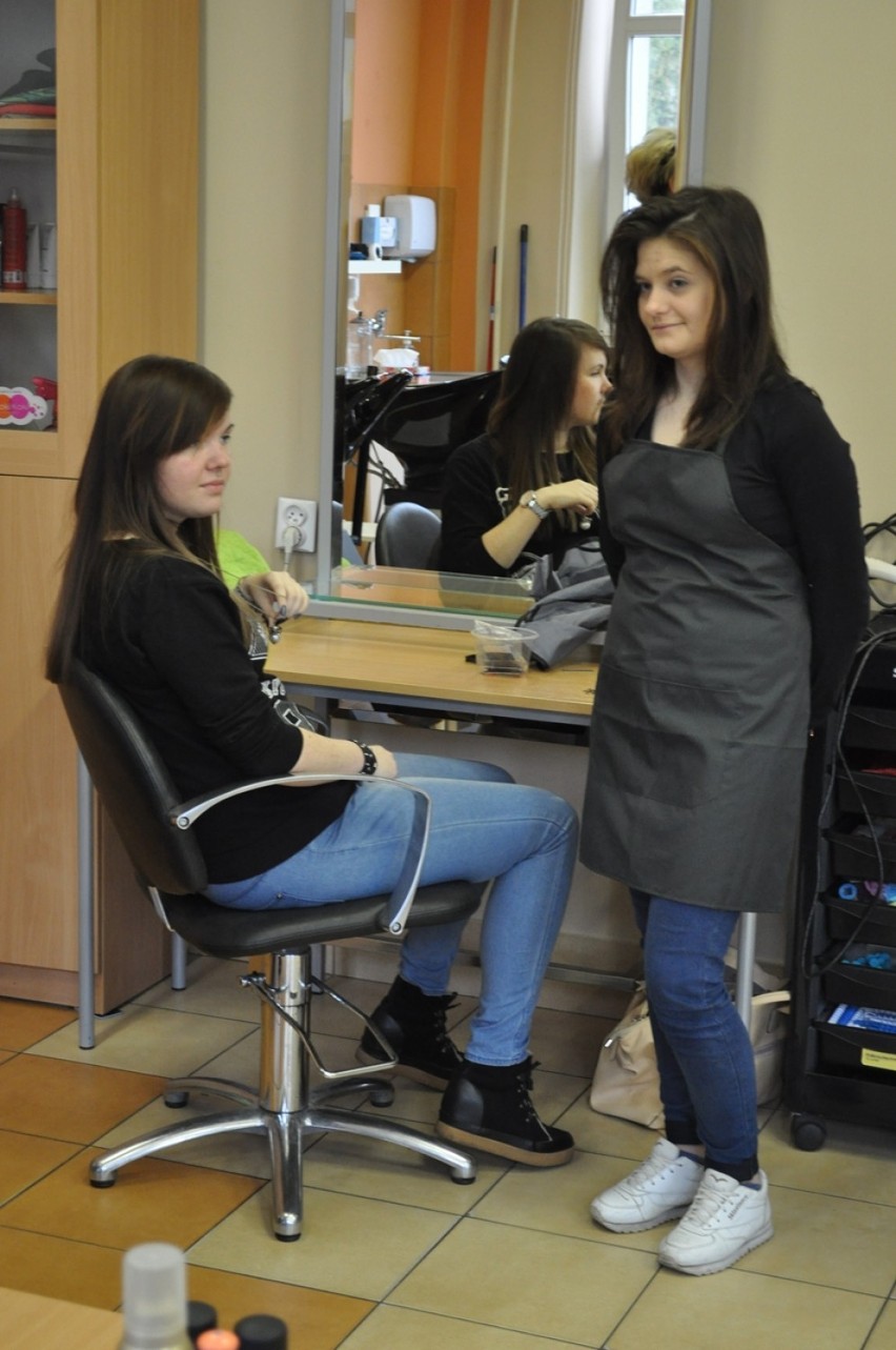 Śremski OHP: konkurs dla adeptów fryzjerstwa