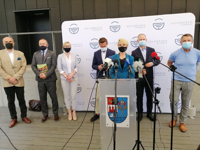 W Kołobrzegu samorządowcy gmin uzdrowiskowych i marszałek znów apelowali do rządu