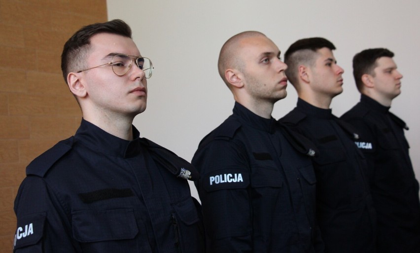 Nowe policjantki i policjanci wstąpili w szeregi wielkopolskiej policji