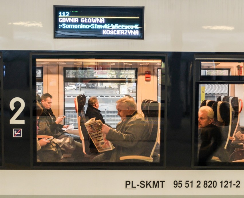 Siedem dodatkowych pociągów PKM z Gdyni Głównej do Gdańska Wrzeszcza i Kartuz od 14 października