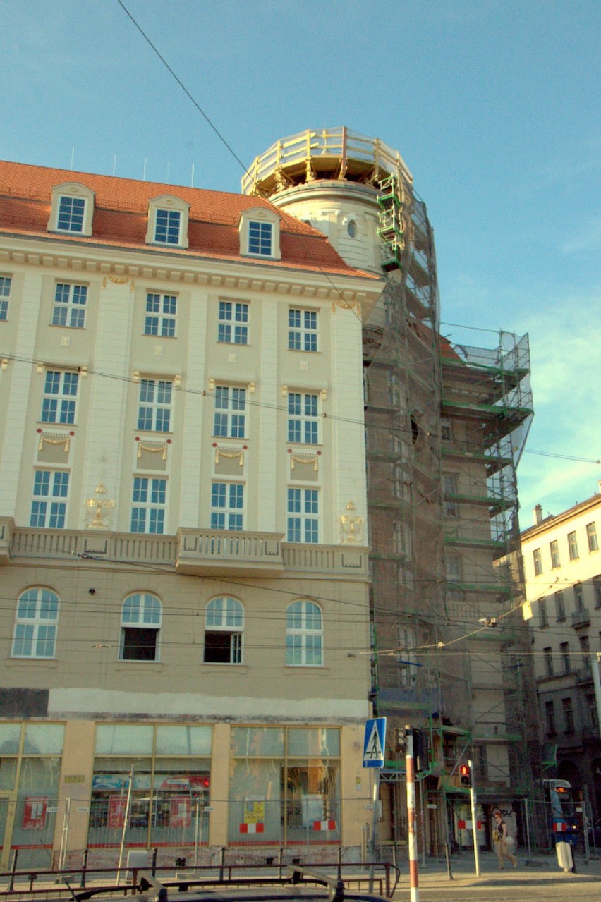 Wrocław: Kiedyś najdroższy hotel w mieście. Dziś znów pięknieje (ZDJĘCIA, WIZUALIZACJE)