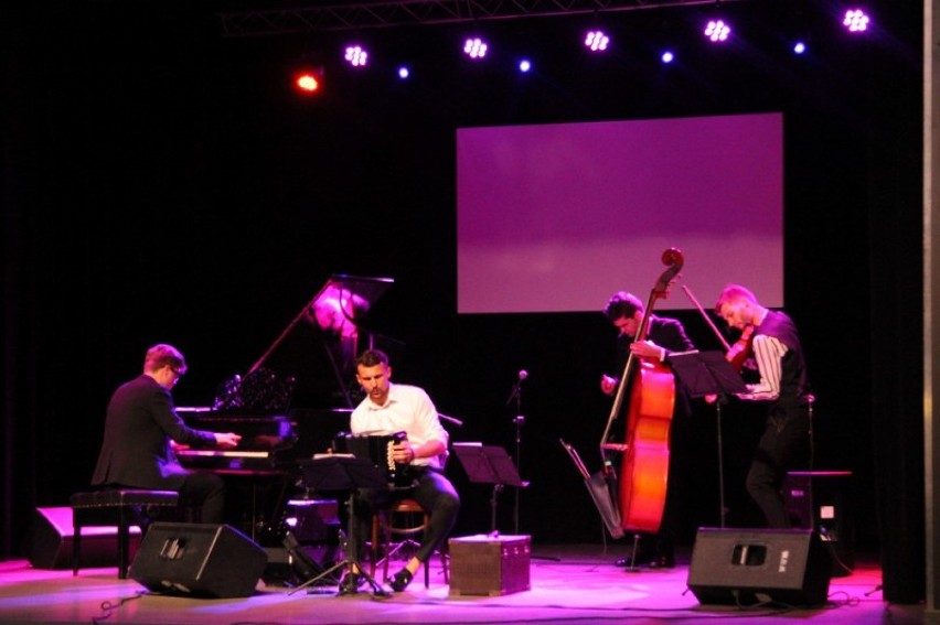 Charytatywny koncert grupy Bandonegro w Wolsztyńskim Domu Kultury