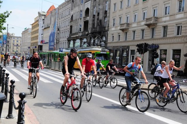 zmiany w prawie o ruchu drogowym| nowe prawo dla rowerzystów| nowe zasady poruszania się rowerem| nowe przepisy dla rowerów| rowerem po poznaniu| kodeks drogowy dla rowerzystów