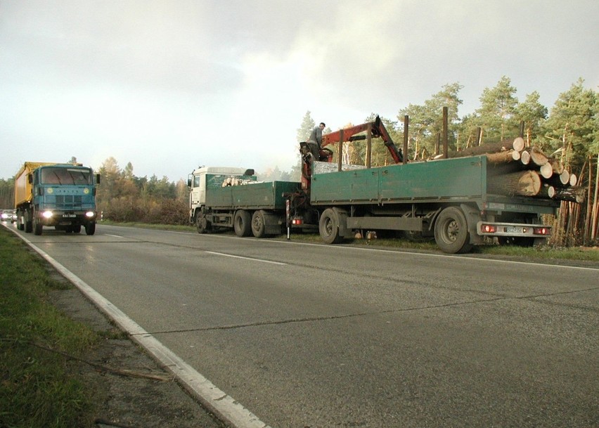 Tak wyglądała autostrada A4 blisko 20 lat temu [ZDJĘCIA]. Ta budowa była wydarzeniem dekady! [ARCHIWALNE ZDJĘCIA]