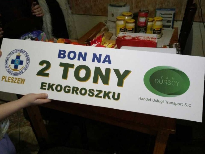 Rodzina z Pleszewa otrzymała m.in. bon na 2 tony ekogroszku