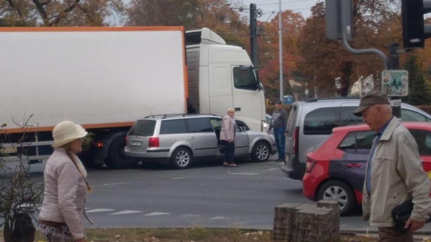 Ostatnio na rondzie Grunwaldzkim praktycznie nie ma dnia,...