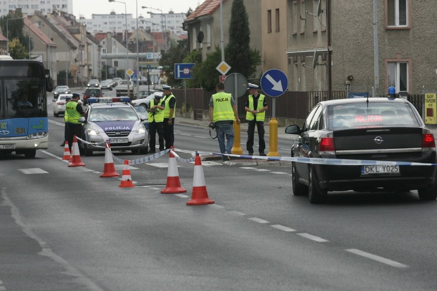 Potrącenie na ulicy Wrocławskiej w Legnicy