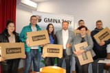 Mieszkańcy Gminy Żary dostali darmowe laptopy w ramach ramach projektu "Cyfrowa Gmina"