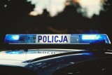 Wypadek na przejściu dla pieszych w Kluczach. Policja ustala okoliczności i przyczynę potrącenia 68-letniej pieszej  