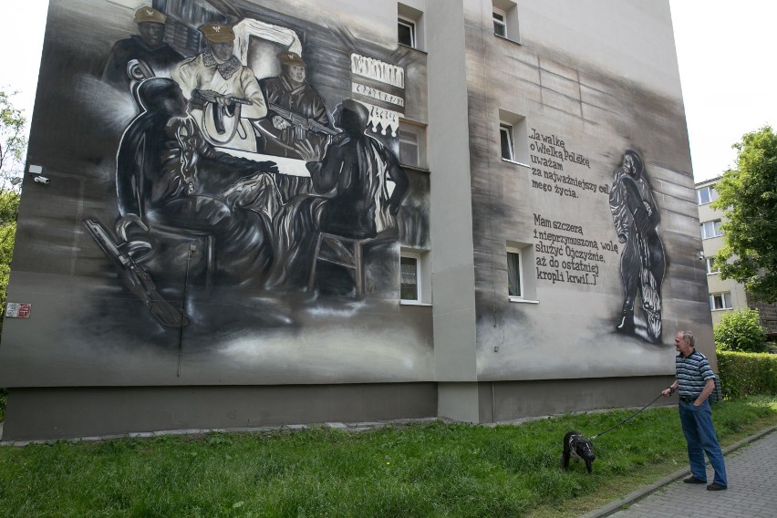 Kraków. Na Azorach powstają murale ku czci Żołnierzy Wyklętych [ZDJĘCIA] 
