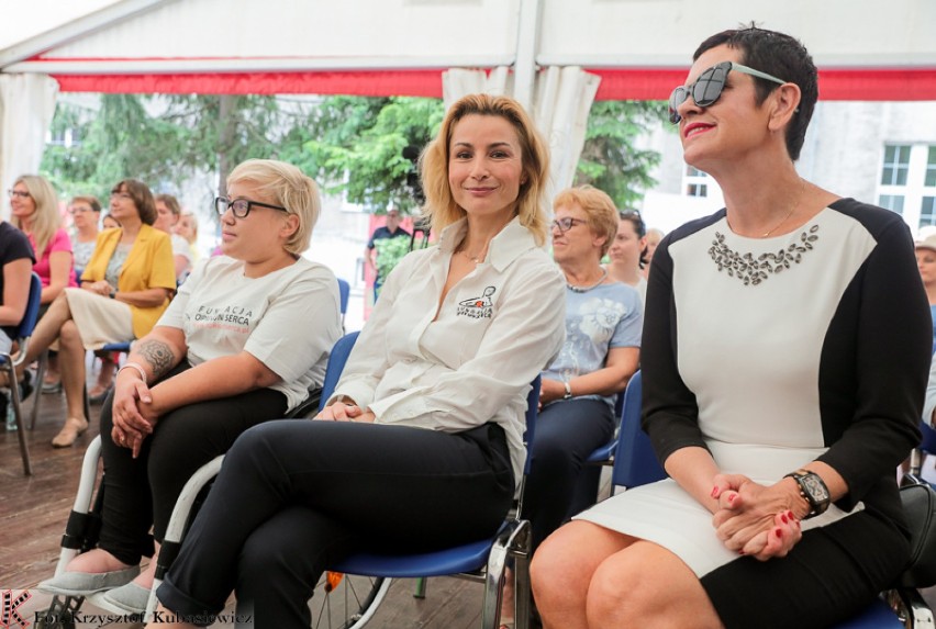 Joanna Brodzik gościem kongresu kobiet i pikniku zdrowia w Żarach [ZDJĘCIA]