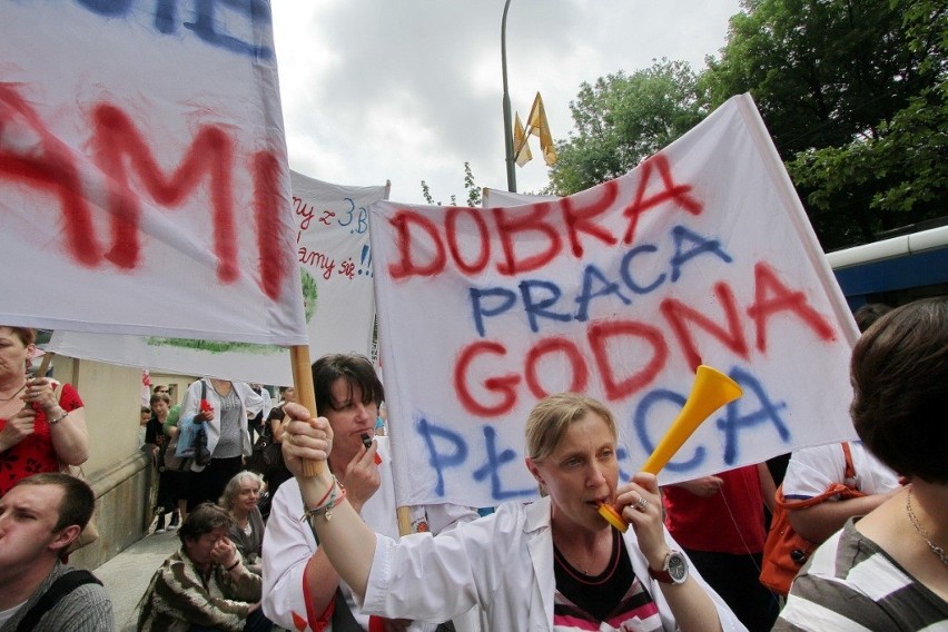 Kraków: protest pracowników &quot;Babińskiego&quot; [ZDJĘCIA]