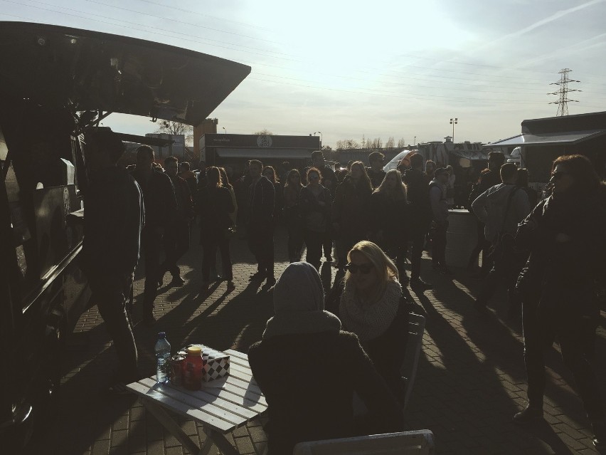 Festiwal Food Trucków pod Amber Expo [ZDJĘCIA, WIDEO]