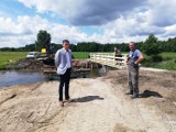 Trwa budowa nowego mostu przez Wdę w miejscowości Miedzno w gminie Karsin