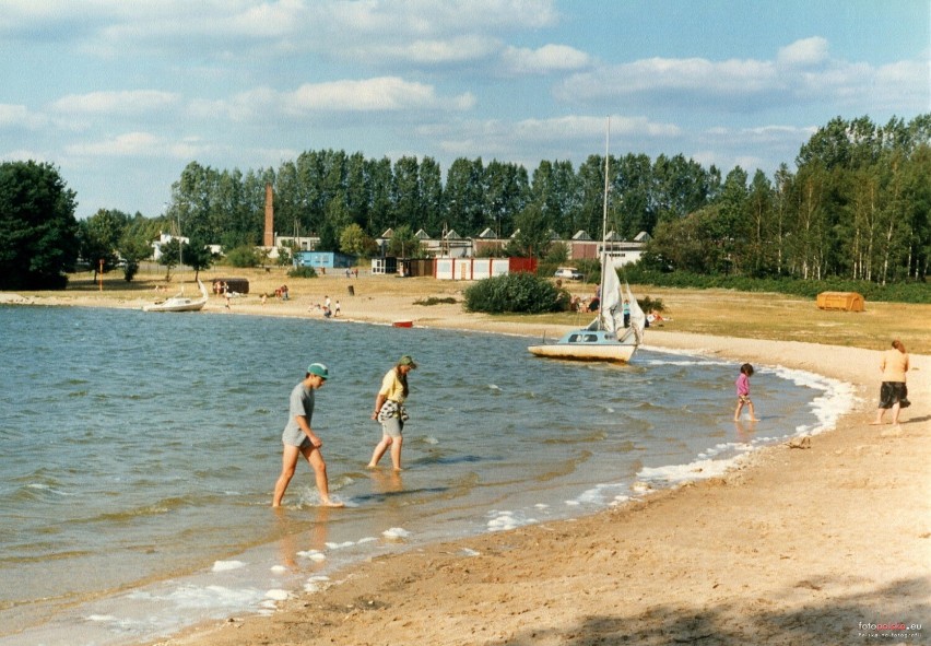 sierpień 1993, Zalew Sulejowski (w pobliżu zapory).