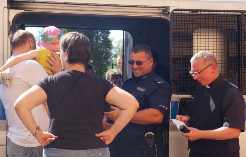 Policjanci odwiedzili mieszkańców