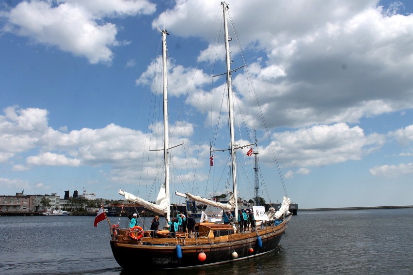 OnkoRejs 2015. Akcja ratunkowa na Bałtyku. Jacht, którym płynęło 12 kobiet, nabierał wody