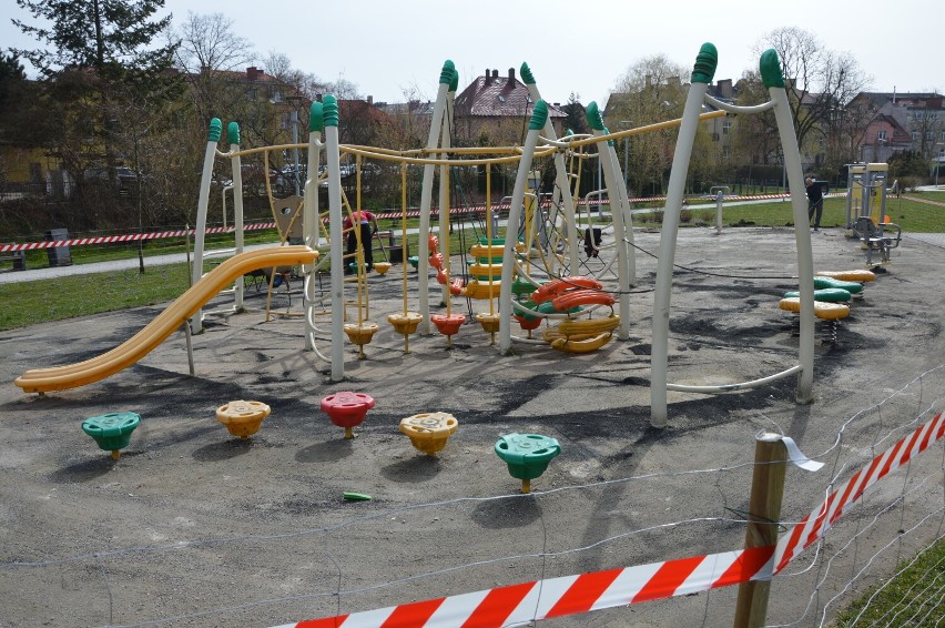Plac zabaw na Plantach w Goleniowie zamknięty. Pojawią się krokusy